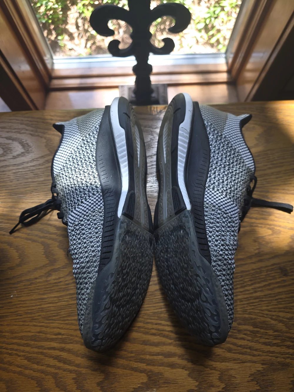 Adidas Bounce Crazy Flight Volleyball Running Shoes Sz 9